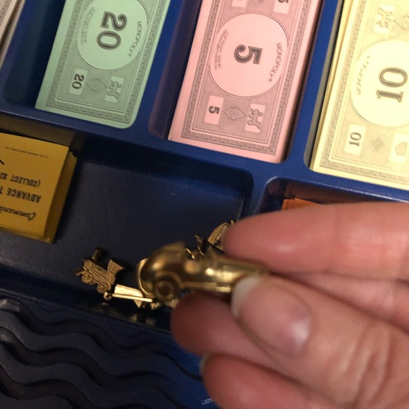 1985 Monopoly (Deluxe Anniversary Ed) Board Game- 522 $35 or $30 w/offer - Picture 7 of 11